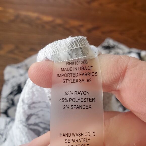 Soft Surroundings Georgia black&white sleeveless b - Picture 4 of 5